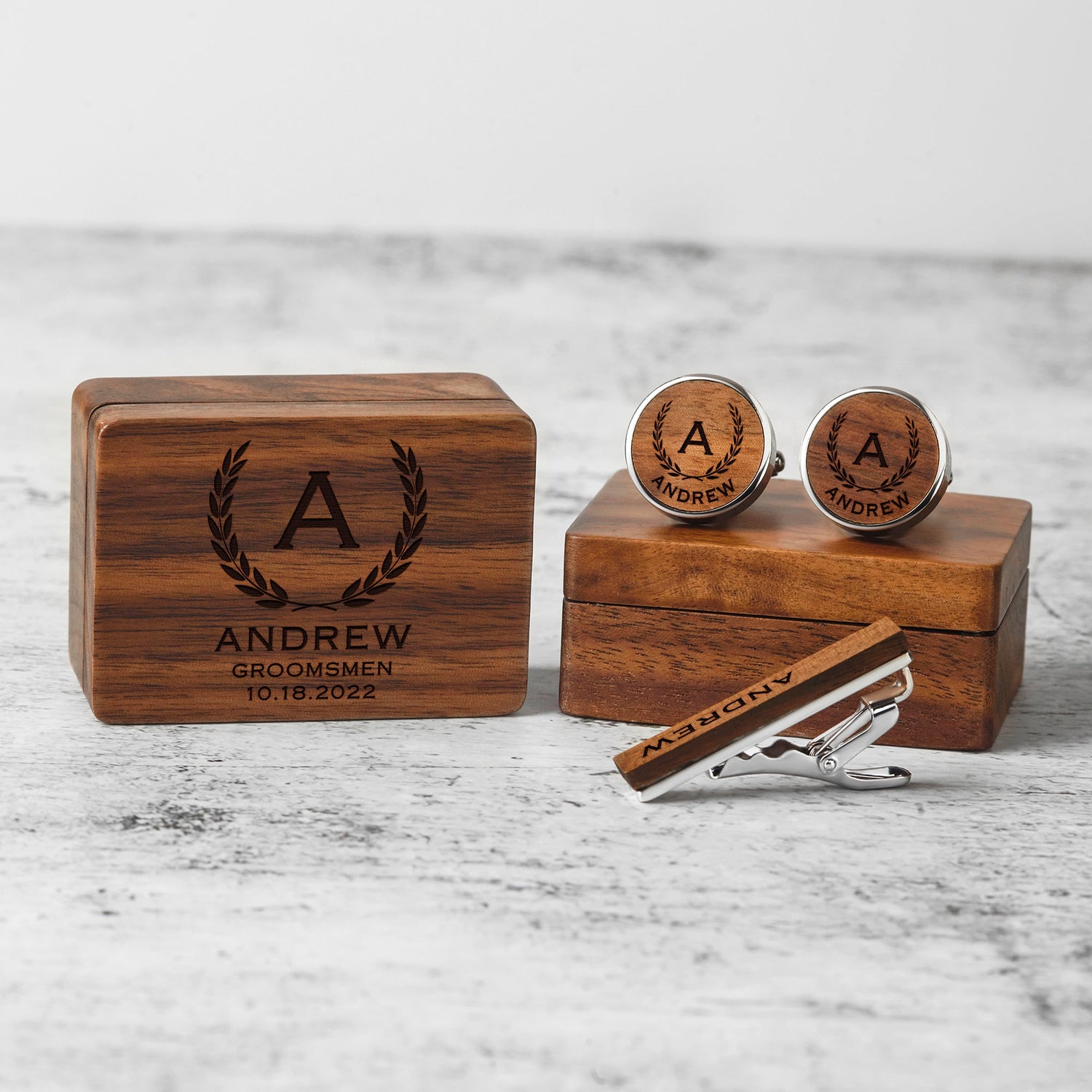 Groomsmen cufflink tie clip and engraved box set with name Andrew | Mrs Gift
